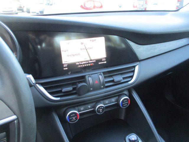 ALFA ROMEO Giulia 2.2 Turbodiesel 150 CV AT8 Business Navi/Camera