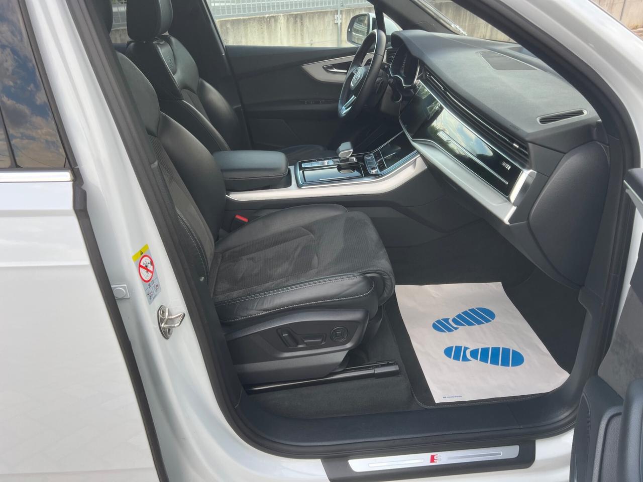 Audi Q7 50 TDI quattro S-LINE EDITION 7 POSTI