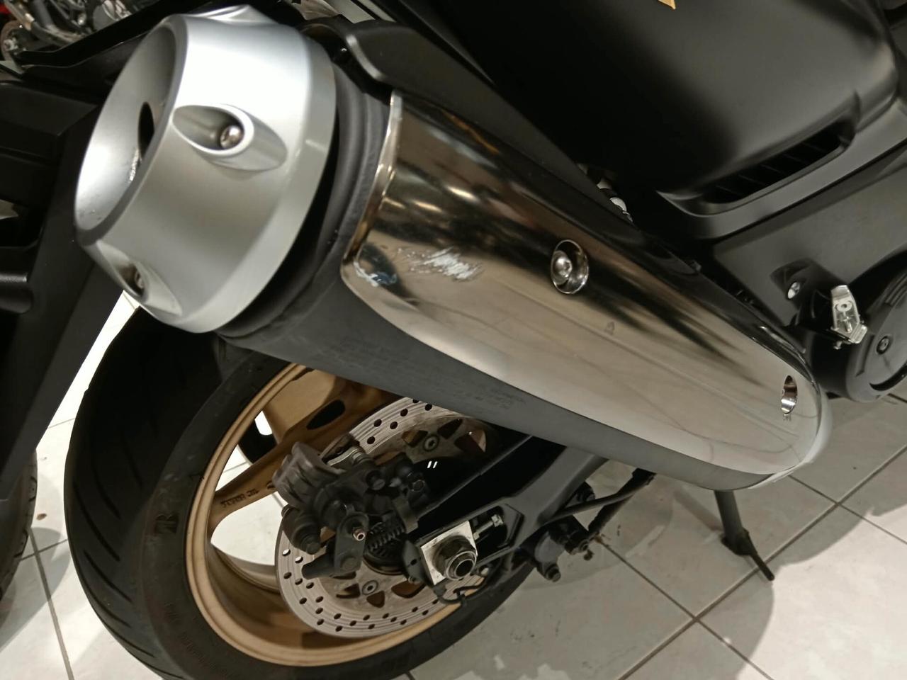 Yamaha TMAX 530 IRON MAX