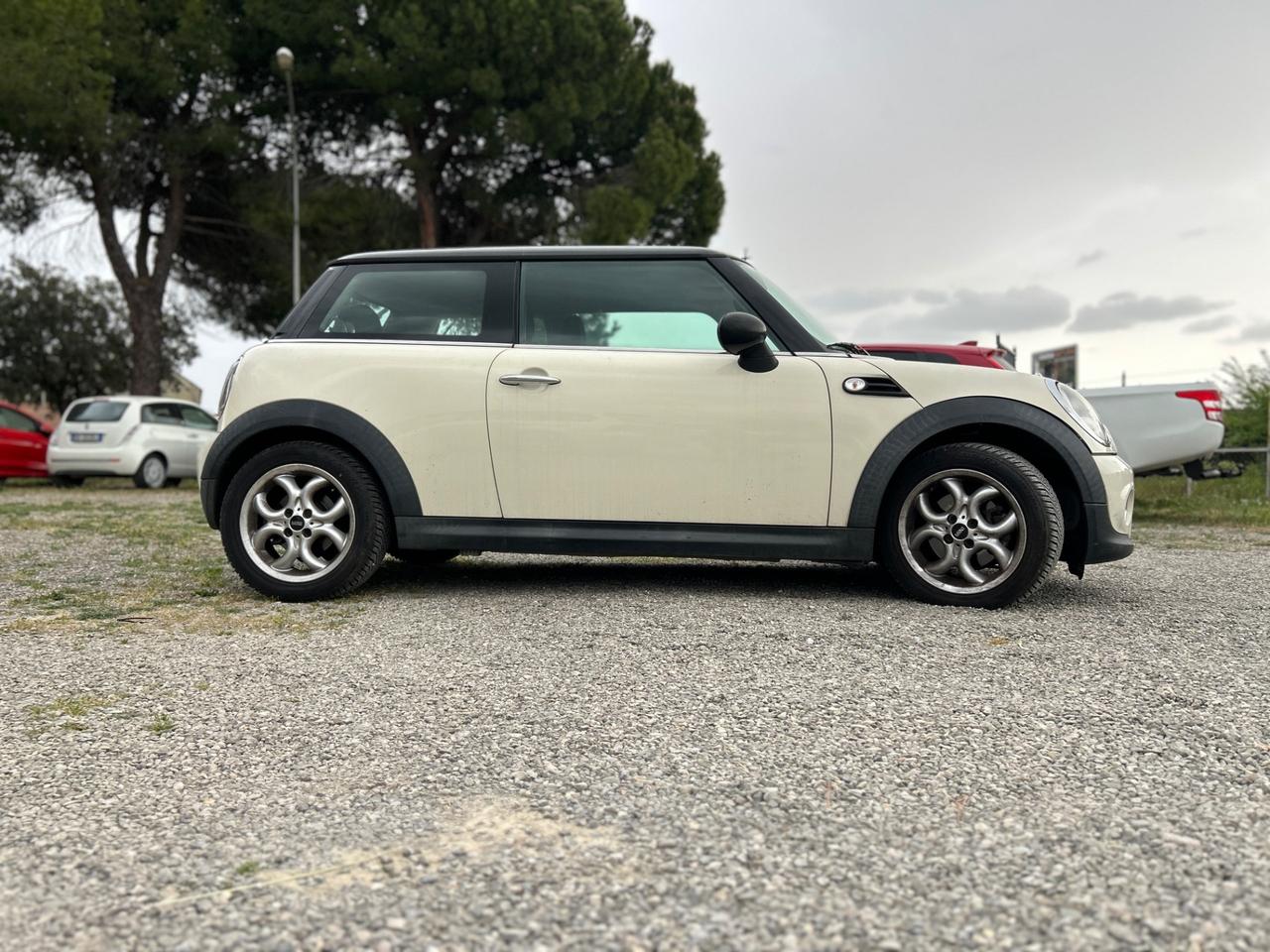 Mini Cooper 1.6 cc Diesel*NEOPATENTATI*CRUISE*