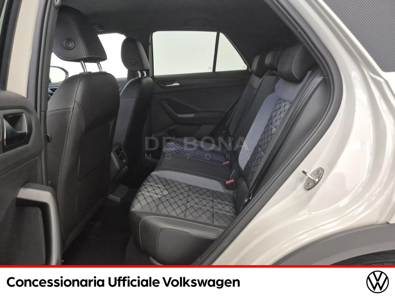 Volkswagen T-Roc 1.5 tsi r-line dsg