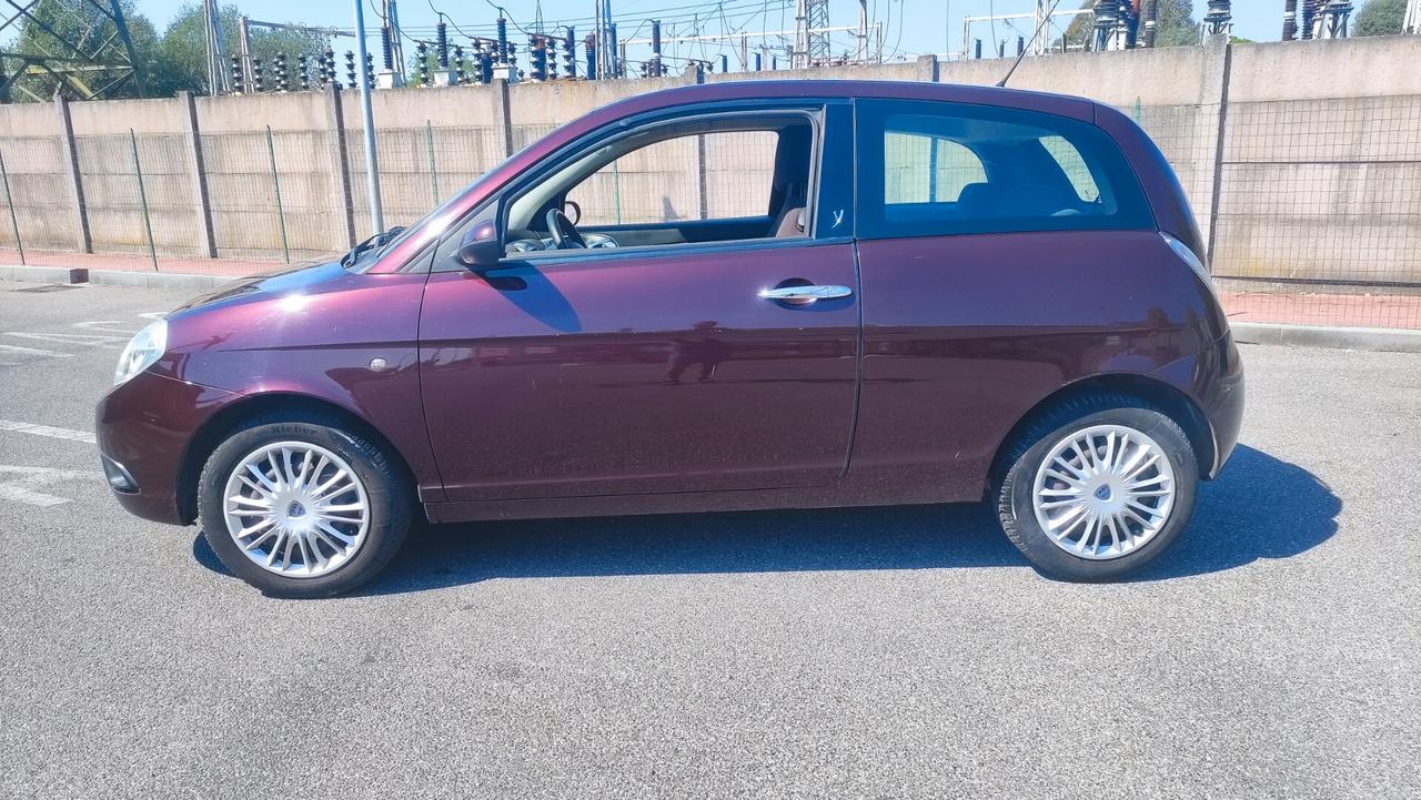 Lancia Ypsilon 1.3 MJT 90 CV NEOPATENTATI - 2008