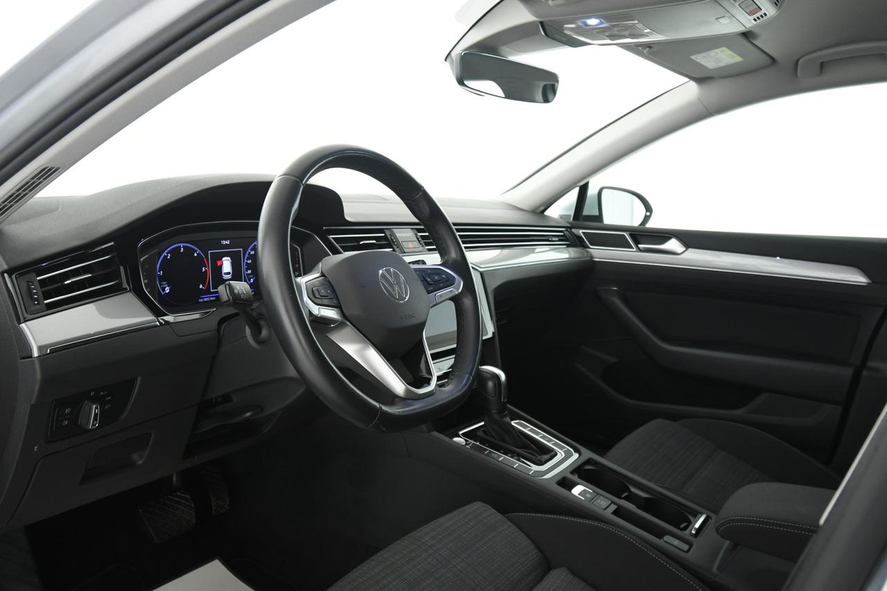 VOLKSWAGEN Passat Variant 2.0 tdi Business 122cv dsg NEOPATENTATI+ACC+CAMERA
