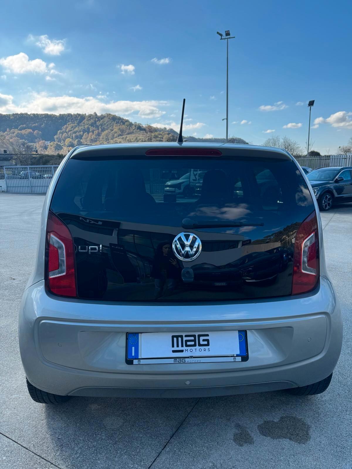 Volkswagen up! 1.0 5p. move