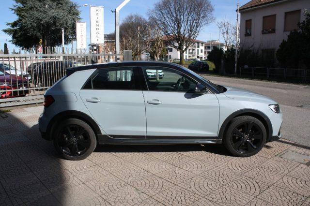AUDI A1 allstreet 30 TFSI Identity Contrast