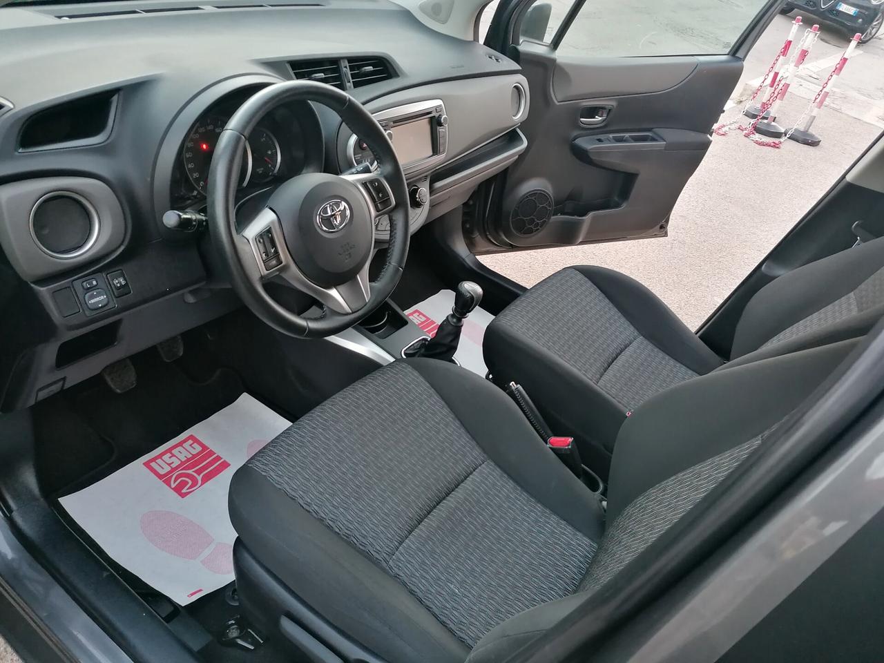 Toyota Yaris 1.4 D-4D 5 porte Lounge