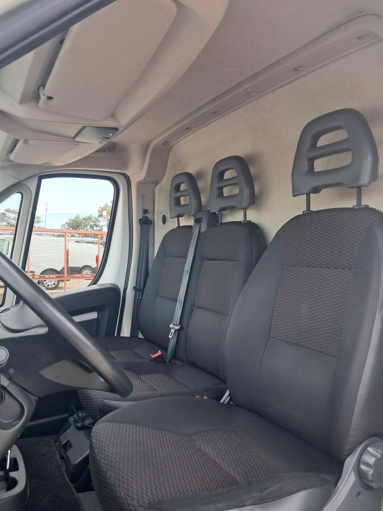 Peugeot Boxer 333 2.2 BlueHDi 140*CLIMA