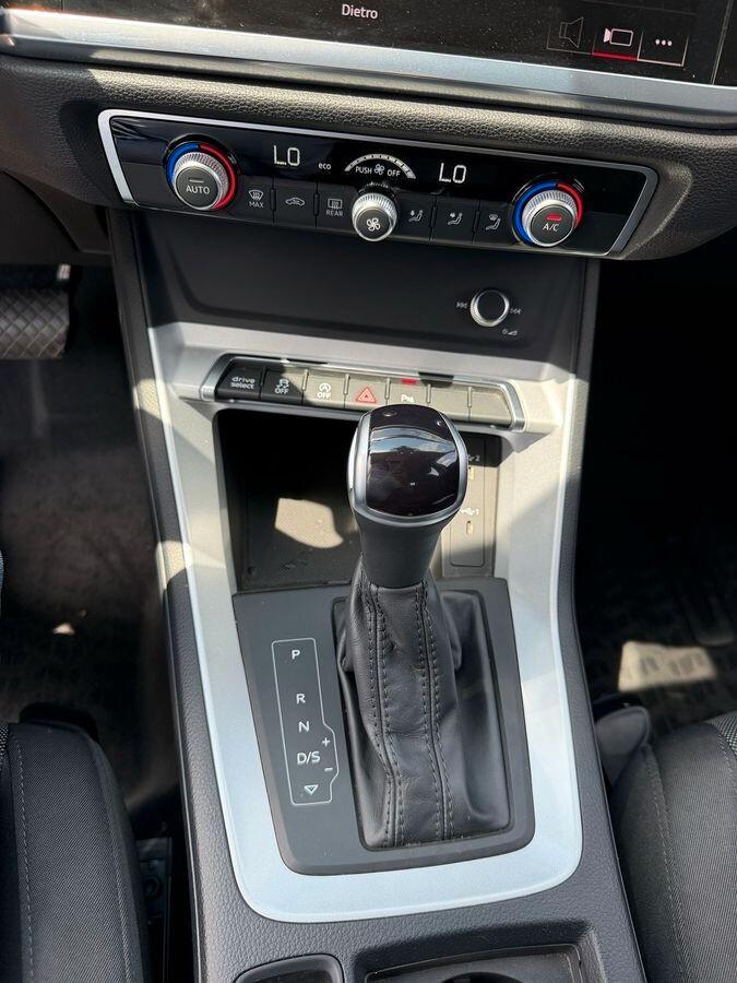 Audi Q3 40 TDI quattro S tronic Business "IN ARRIVO"