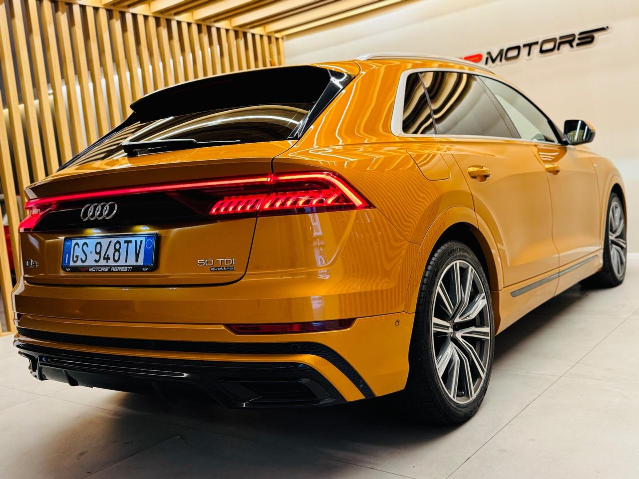 Audi Q8 50 TDI 286 CV quattro tiptronic S LINE EXCLUSIVE COLOR