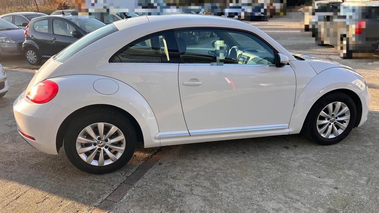 Volkswagen Maggiolino 1.6 TDI 105cv