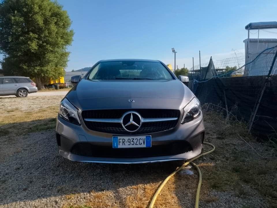 Mercedes-benz A 180 d Automatic Premium