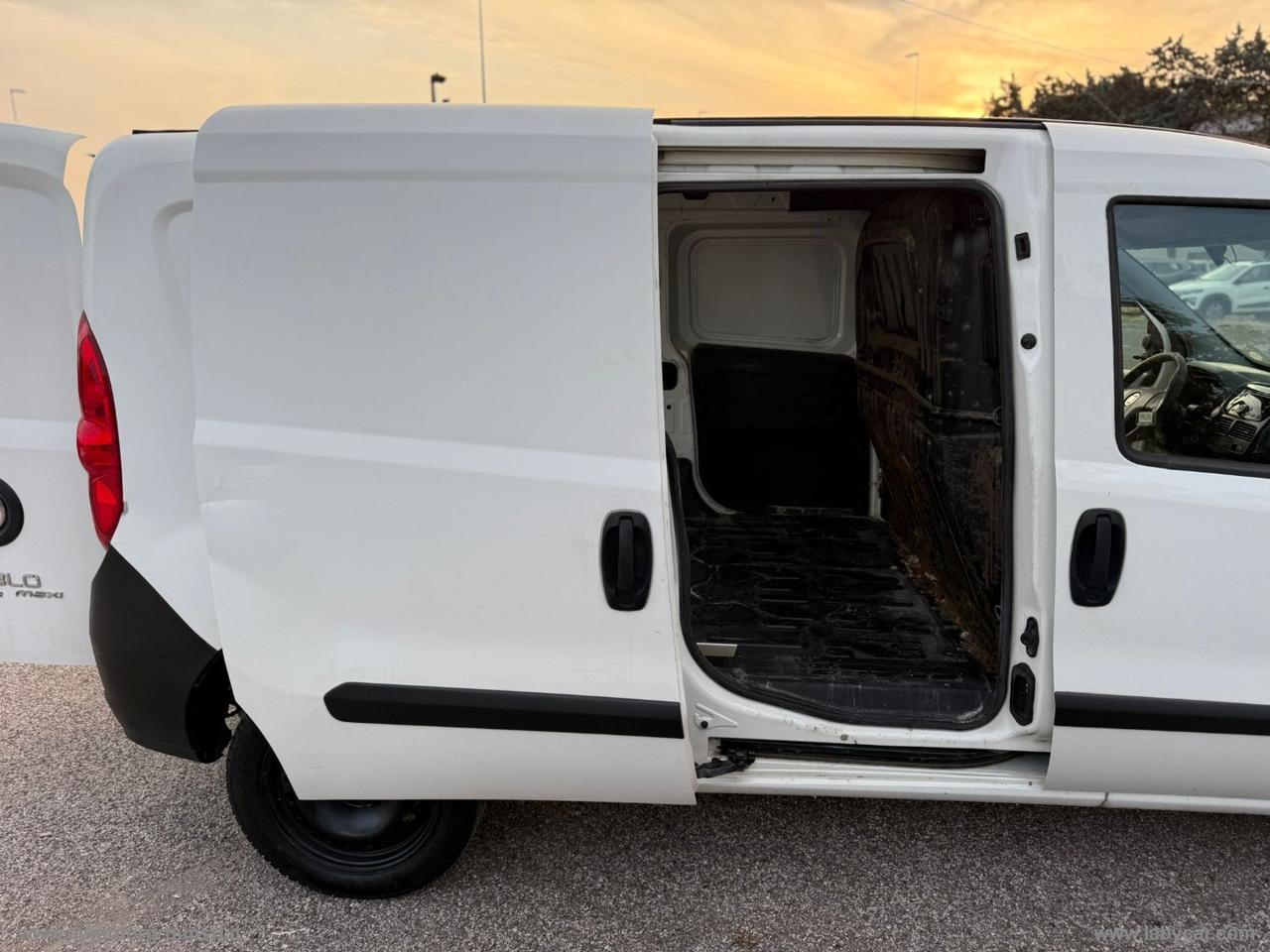 Doblò 1.6 MJT 105CV CARGO MAXI