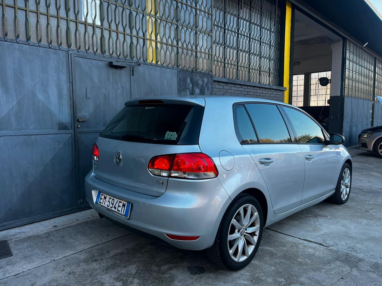 Volkswagen Golf Business 1.6 TDI 5p. Highline