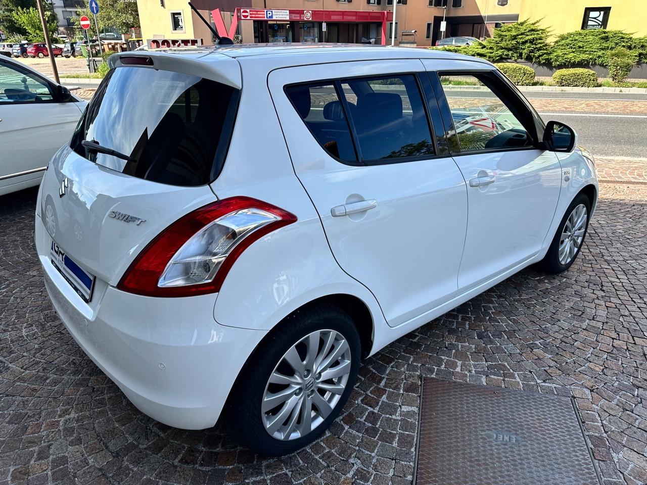 Suzuki Swift 1.3 DDiS 75Cv 5P GL Top -Neopatentati