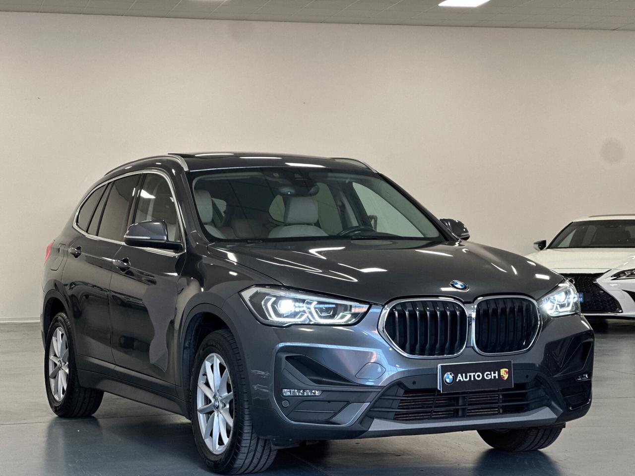 Bmw X1 sDrive18d Tetto*Cambio aut*Pelle*