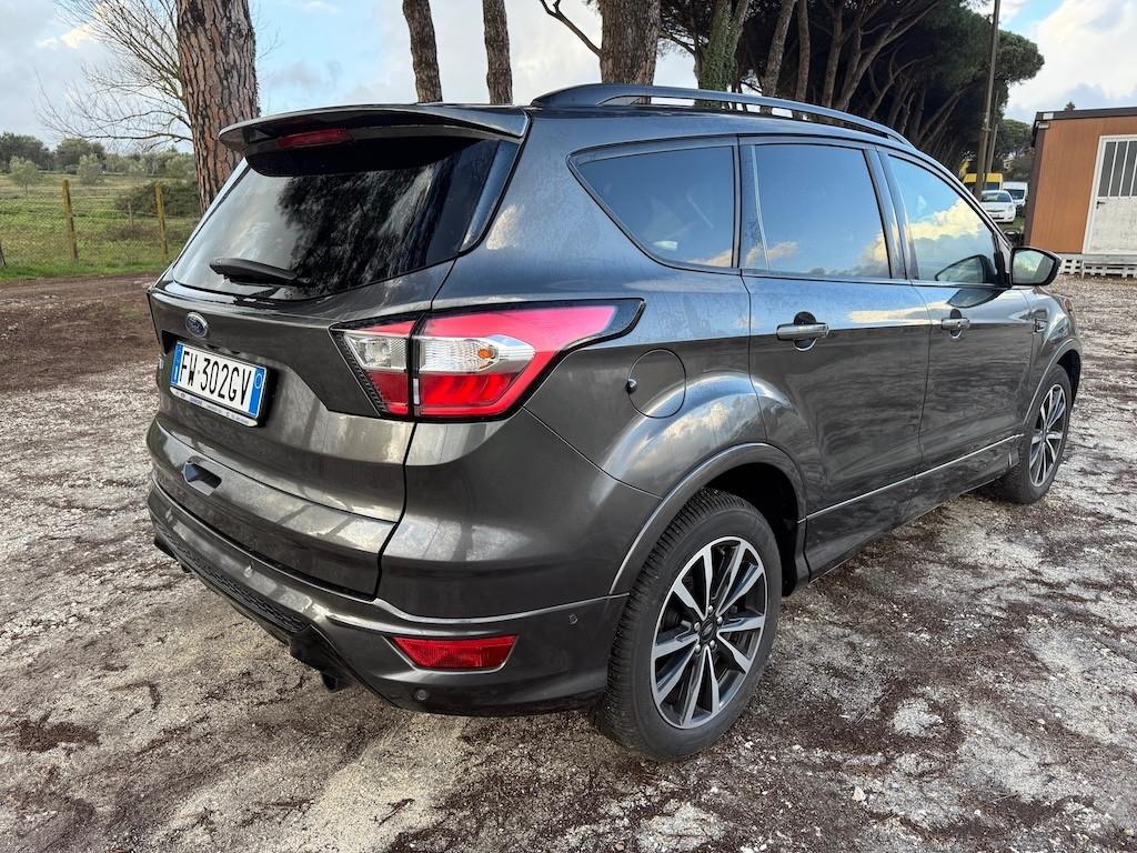 Ford Kuga 1.5 TDCI 120 CV S&S 2WD ST-Line