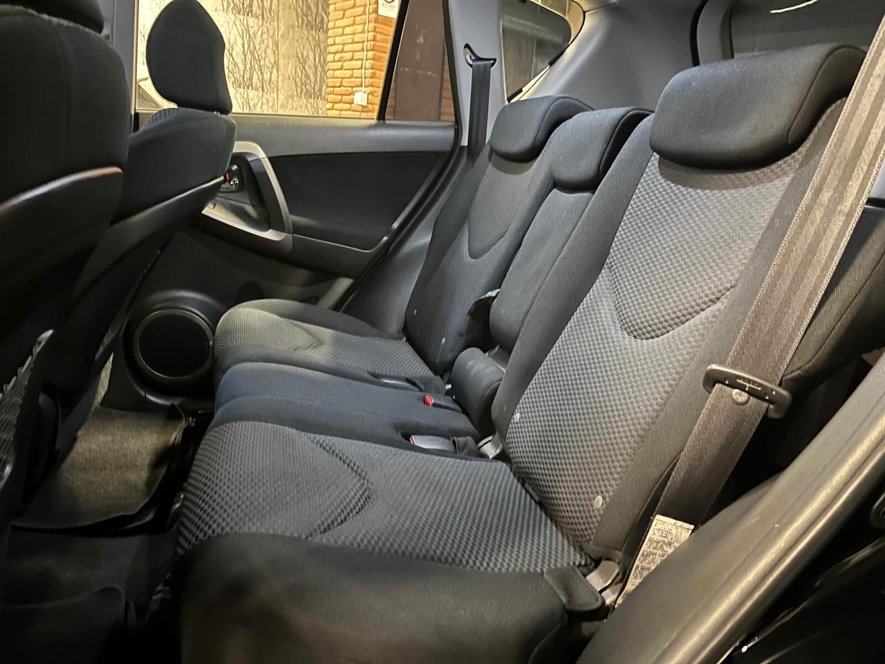 Toyota RAV 4 RAV4 2.0 Sol