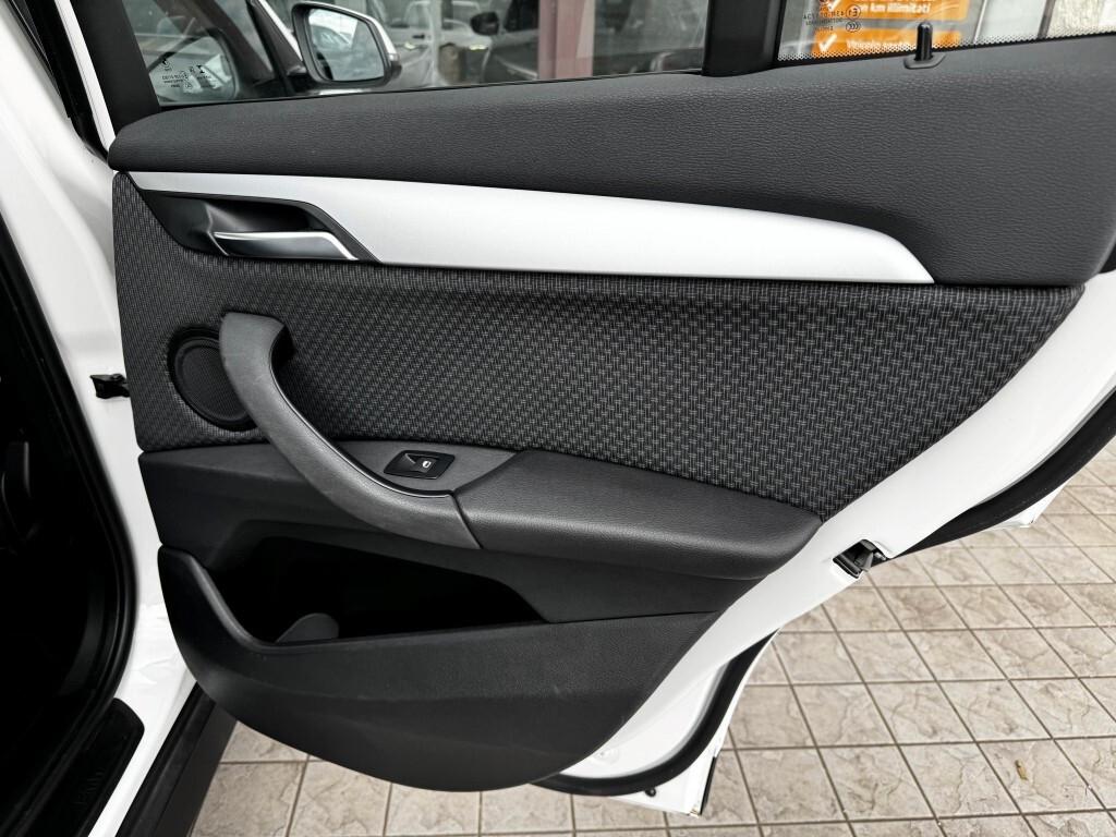 Bmw X1 xDrive25e Business Advantage