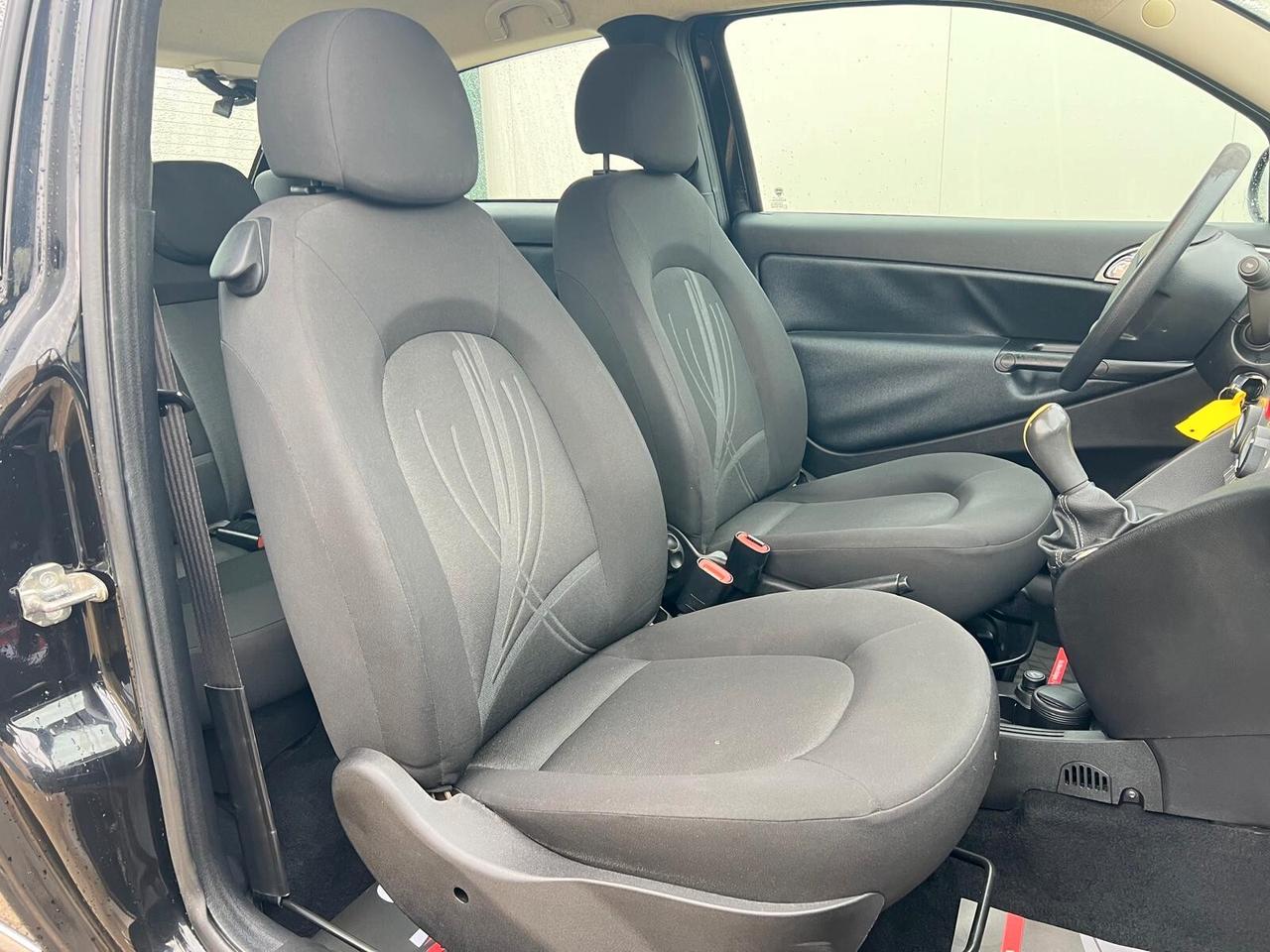 Lancia Ypsilon 1.3 mjt 75 cv