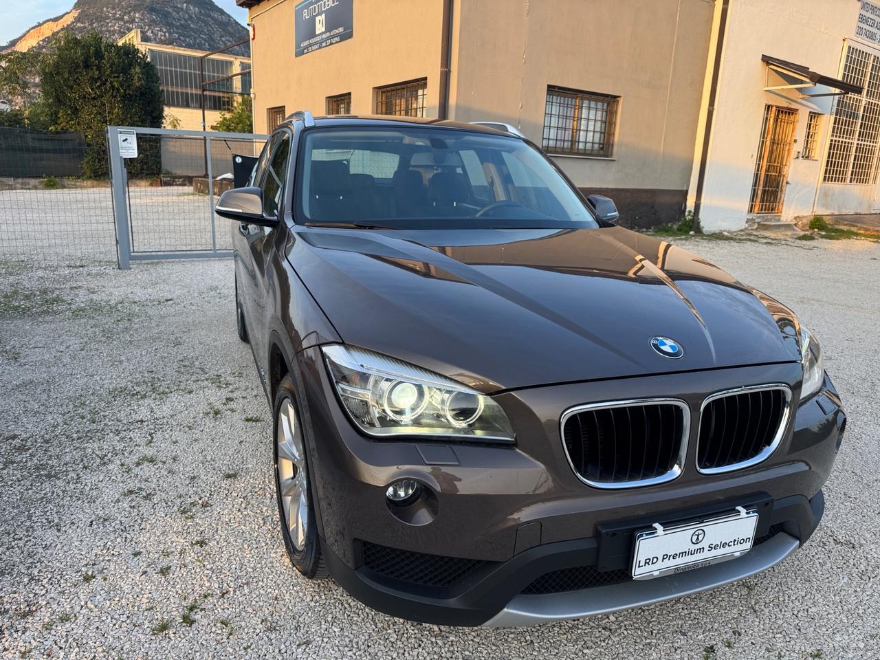Bmw X1 xDrive18d X Line Navi+bixenon+Top