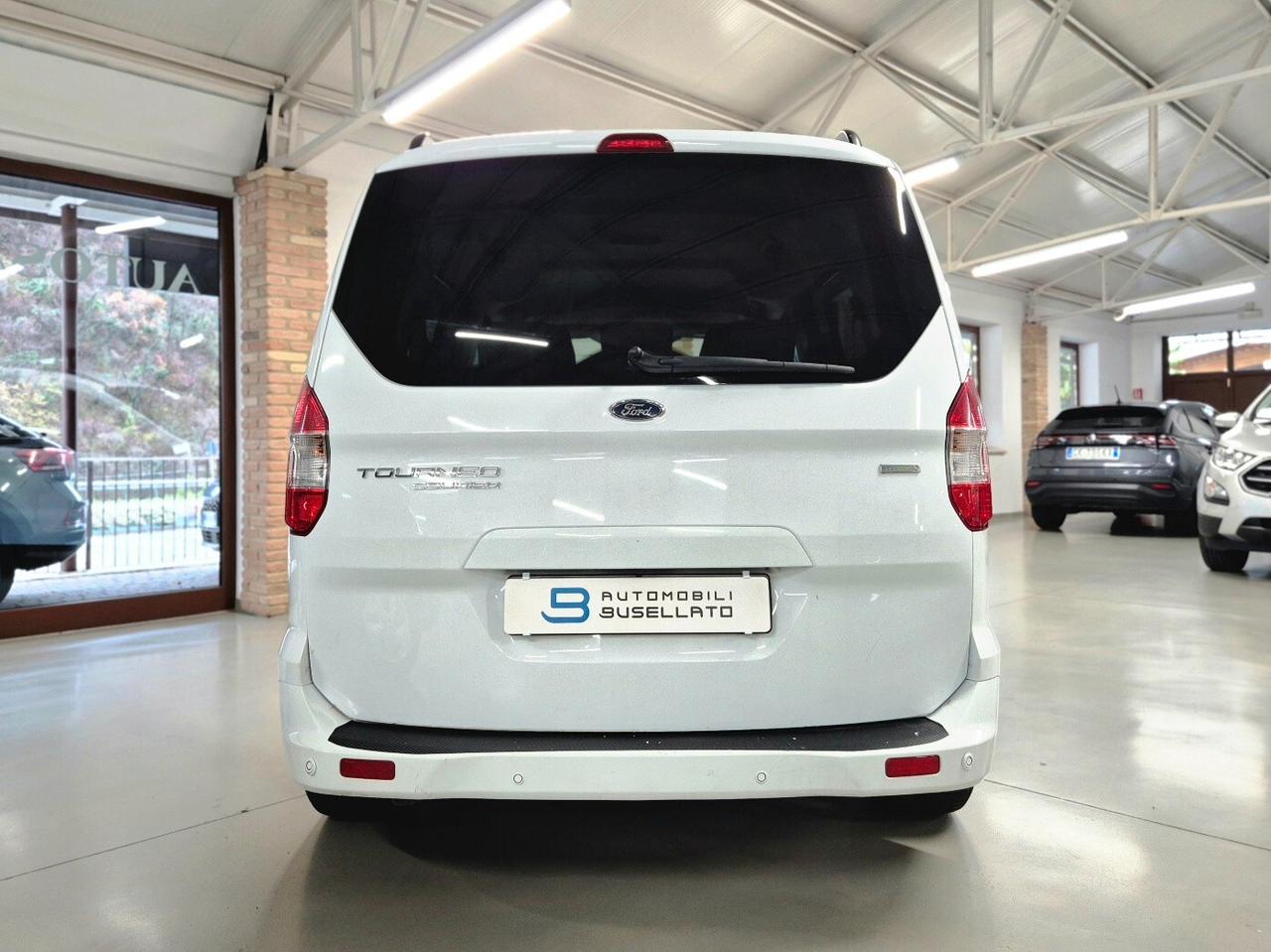 Ford Tourneo Courier 1.0 EcoBoost 100 CV Titanium