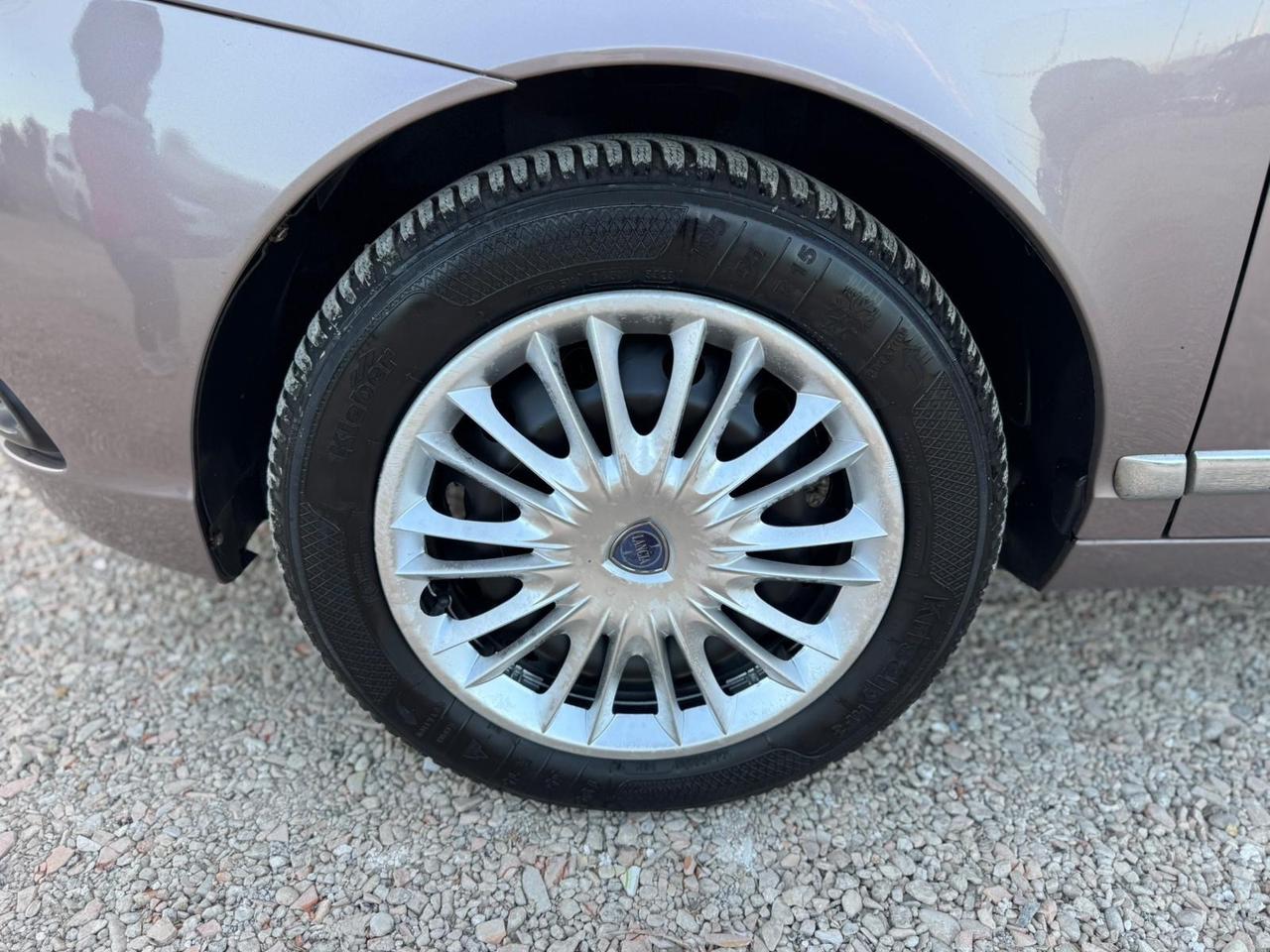 Lancia Ypsilon 1.4 Oro Ecochic GPL