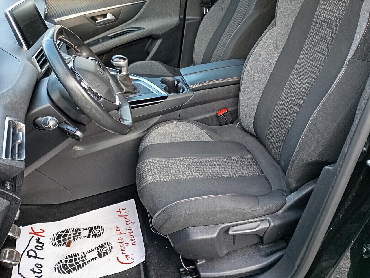 Peugeot 3008 1.5 BlueHDi 130CV Business