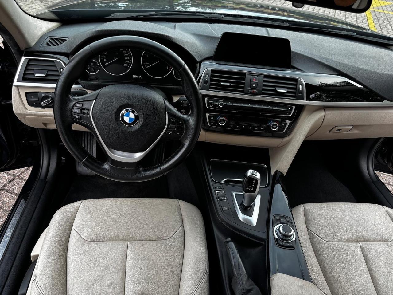 Bmw 318 318d Touring Luxury..CELL 320 147 1147 WUATSAPP