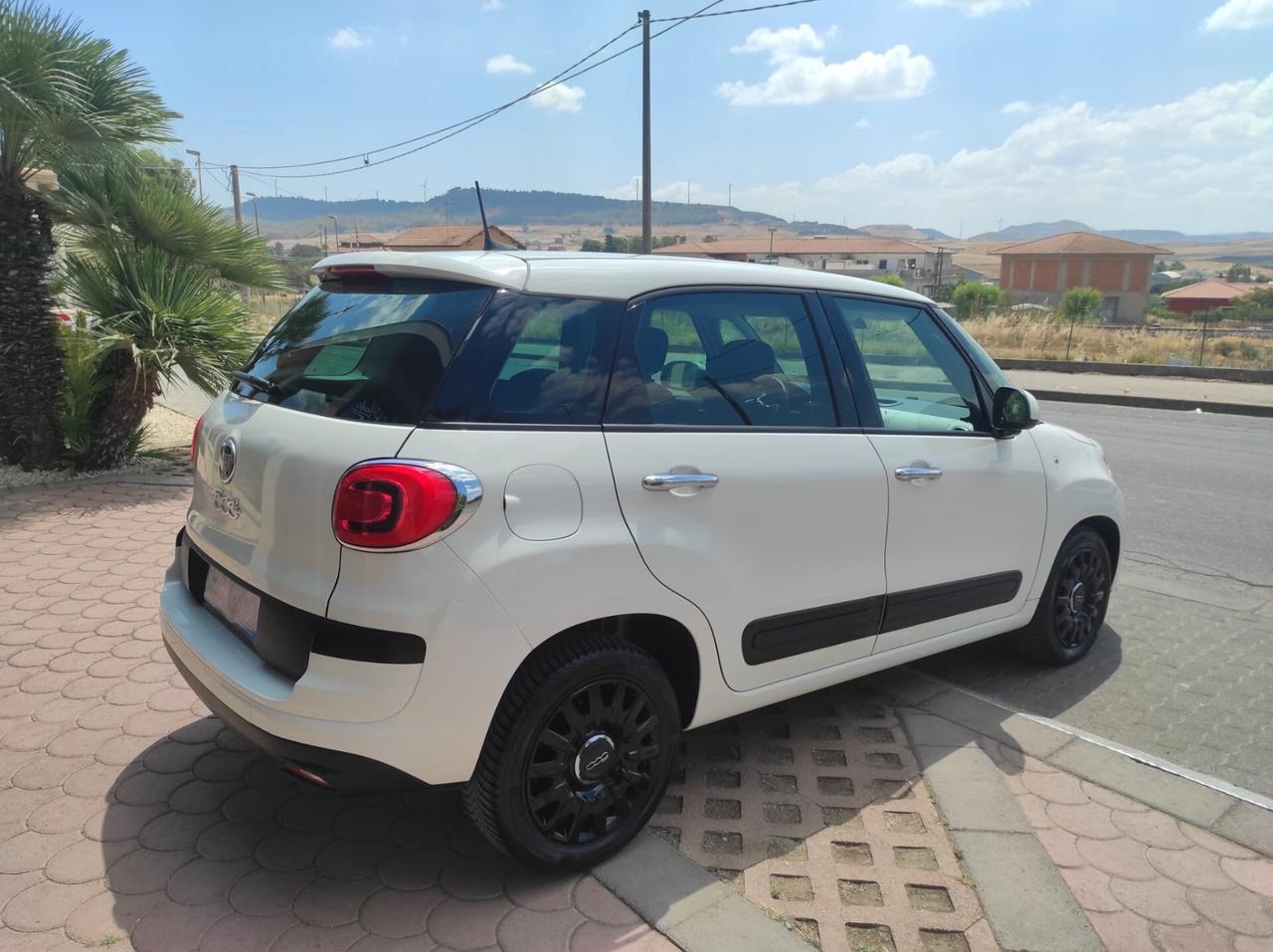 Fiat 500L Pro 1.3 MJT 95CV Mirror 4 posti (N1) OMOLOGAZIONE AUTOCCARO 4 POSTI - N1