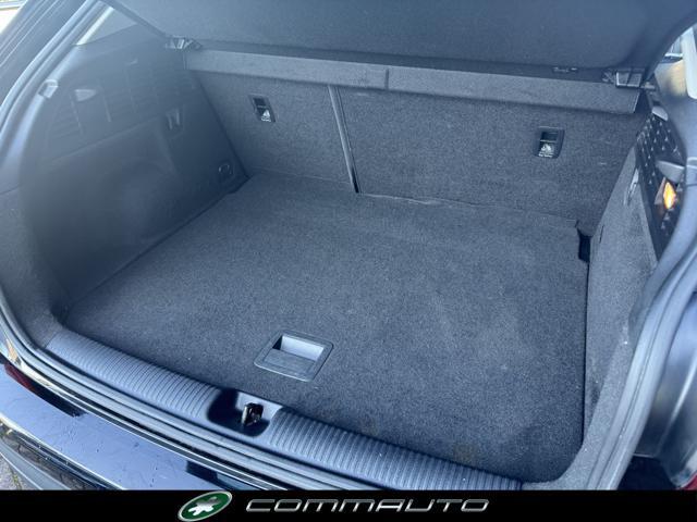 AUDI Q2 1.6 TDI Business