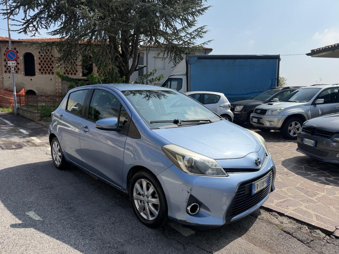 Toyota Yaris 1.5 Hybrid 5 porte Lounge