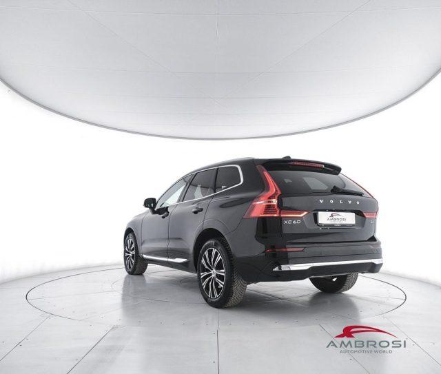 VOLVO XC60 B4 (d) AWD Geartronic Inscription - AUTOCARRO N1