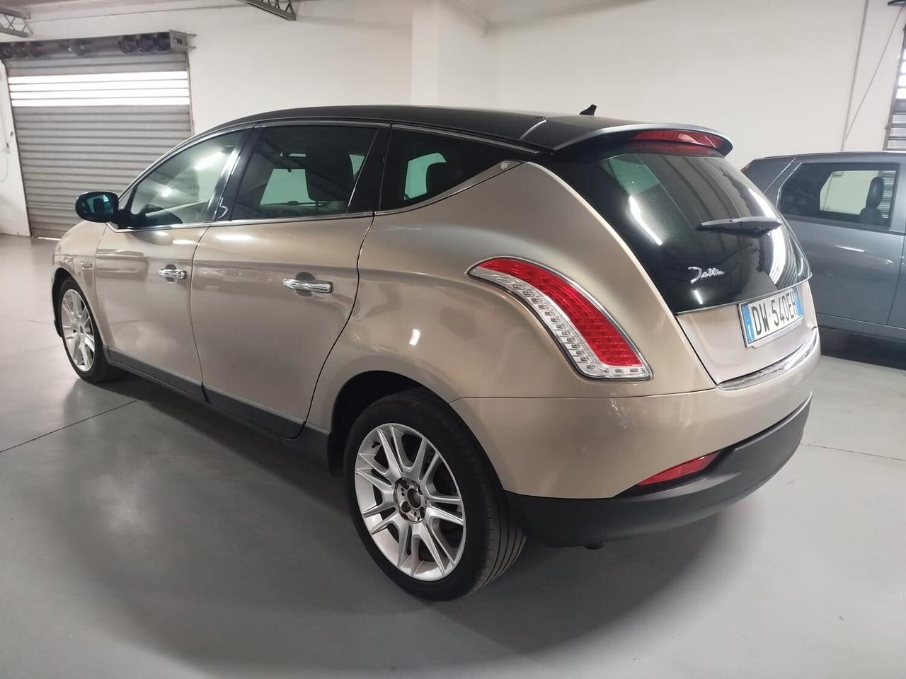 Lancia Delta 1.6 MJT DPF Platino