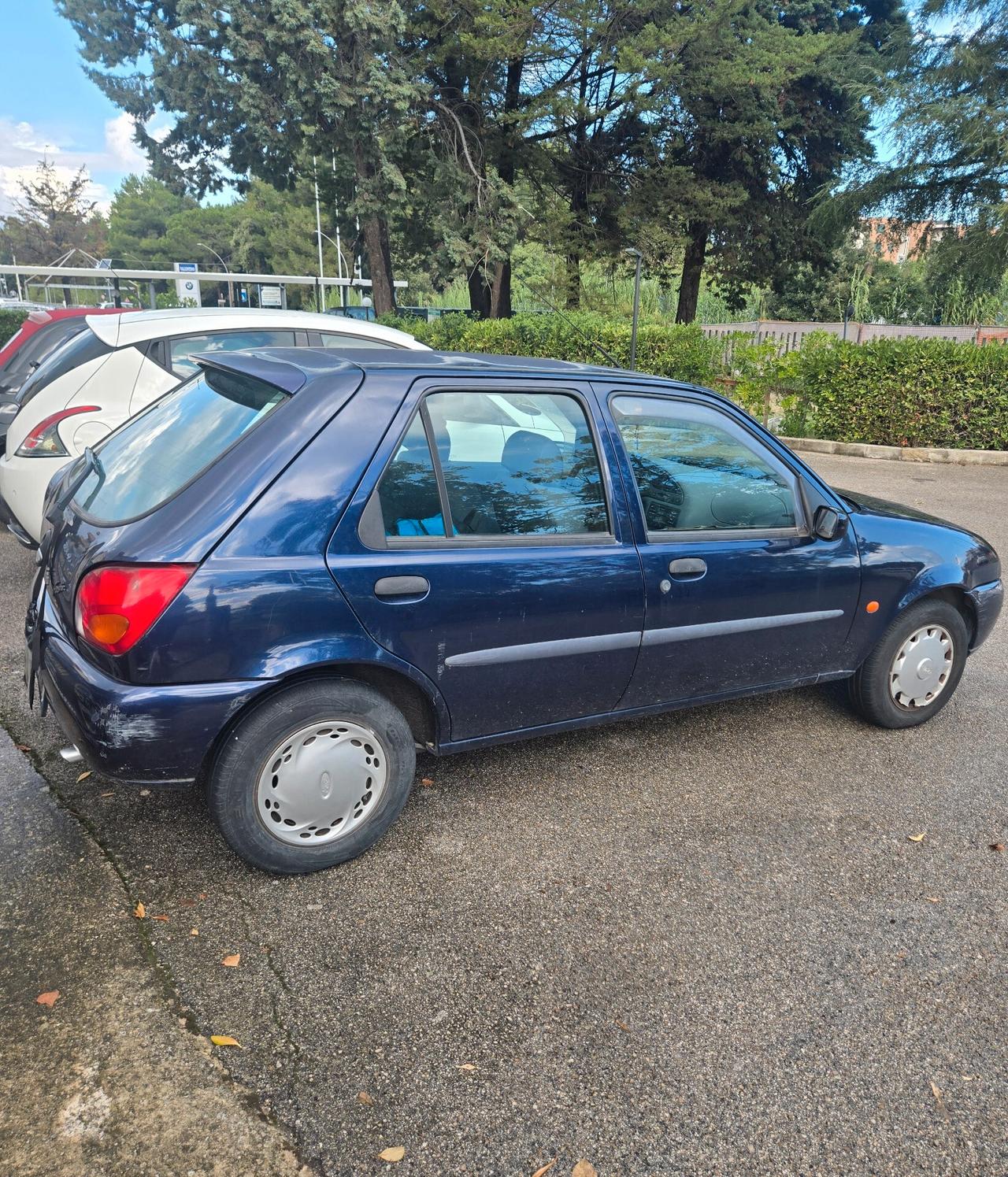 Ford Fiesta 1.2i 16V cat 5 porte Techno