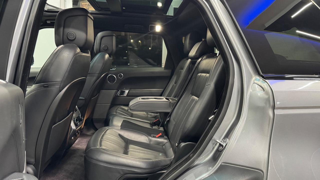 Land Rover Range Sport 3.0D 300 CV Autobiography Dynamic