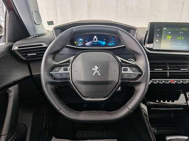 Peugeot 2008 PureTech 130 S&S Allure Pack