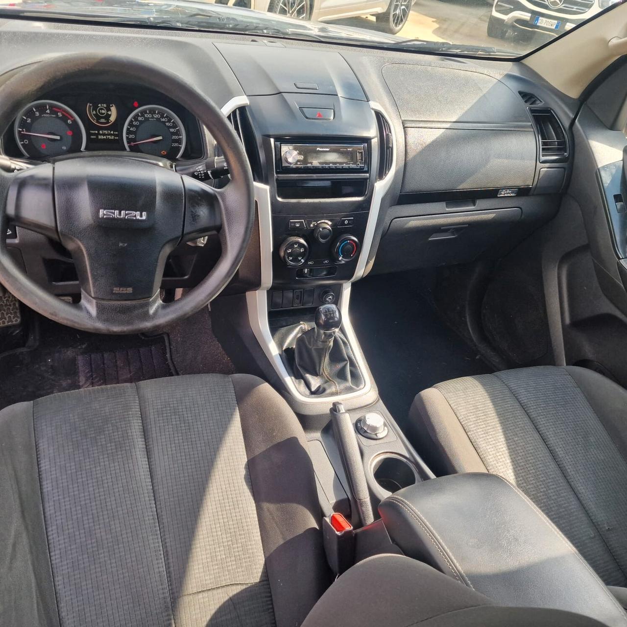 Isuzu D-Max 1.9 Space Cab Planet 4WD A/C UNICO PROPRIETARIO