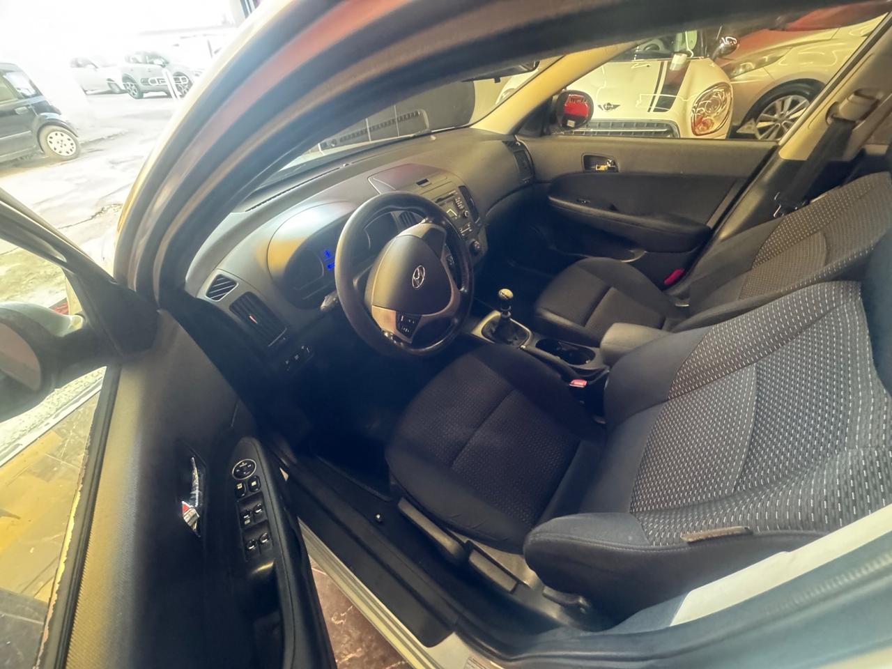 Hyundai i30 1.6 CRDi VGT 16V 90CV 5p.