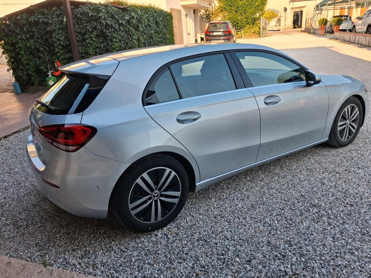 Mercedes A 180 D Business Extra 7G-DCT