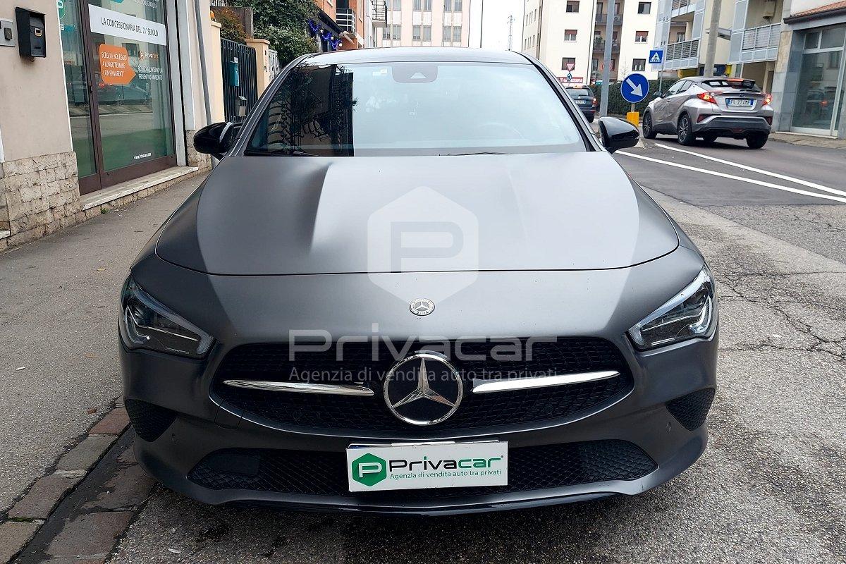 MERCEDES CLA 200 d Automatic Premium