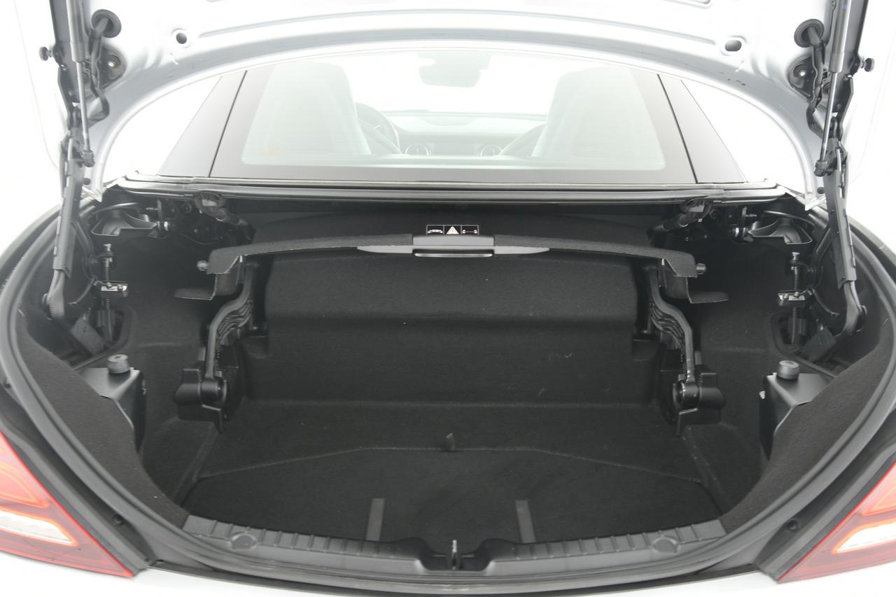 Mercedes-Benz SLC 200 Sport auto CAMERA+LED+C17"