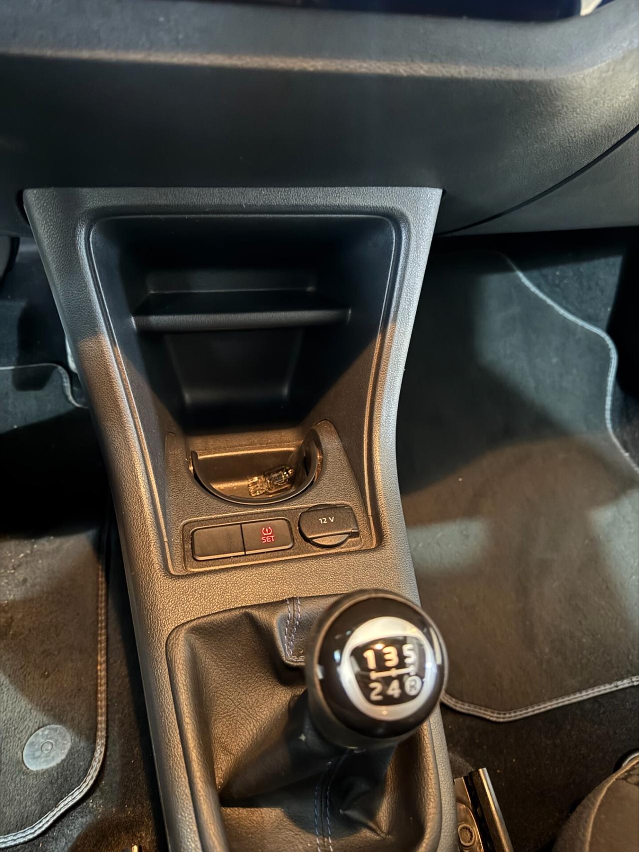 Volkswagen up! 1.0 5p. club 60 cv. OK NEOPATENTATI