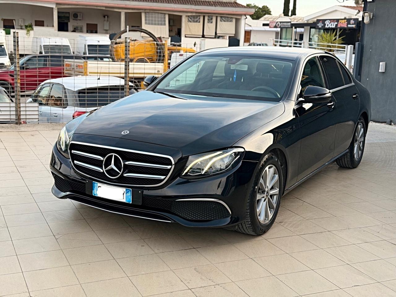 Mercedes-benz E 220 d Auto Sport Perfette Condizioni Garanzia 12 Mesi