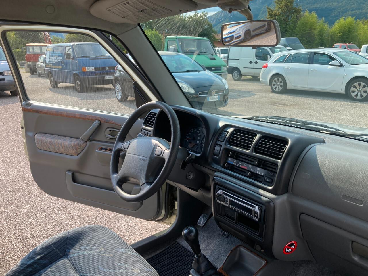 Suzuki Jimny 1.3i 16V cat 4WD JLX