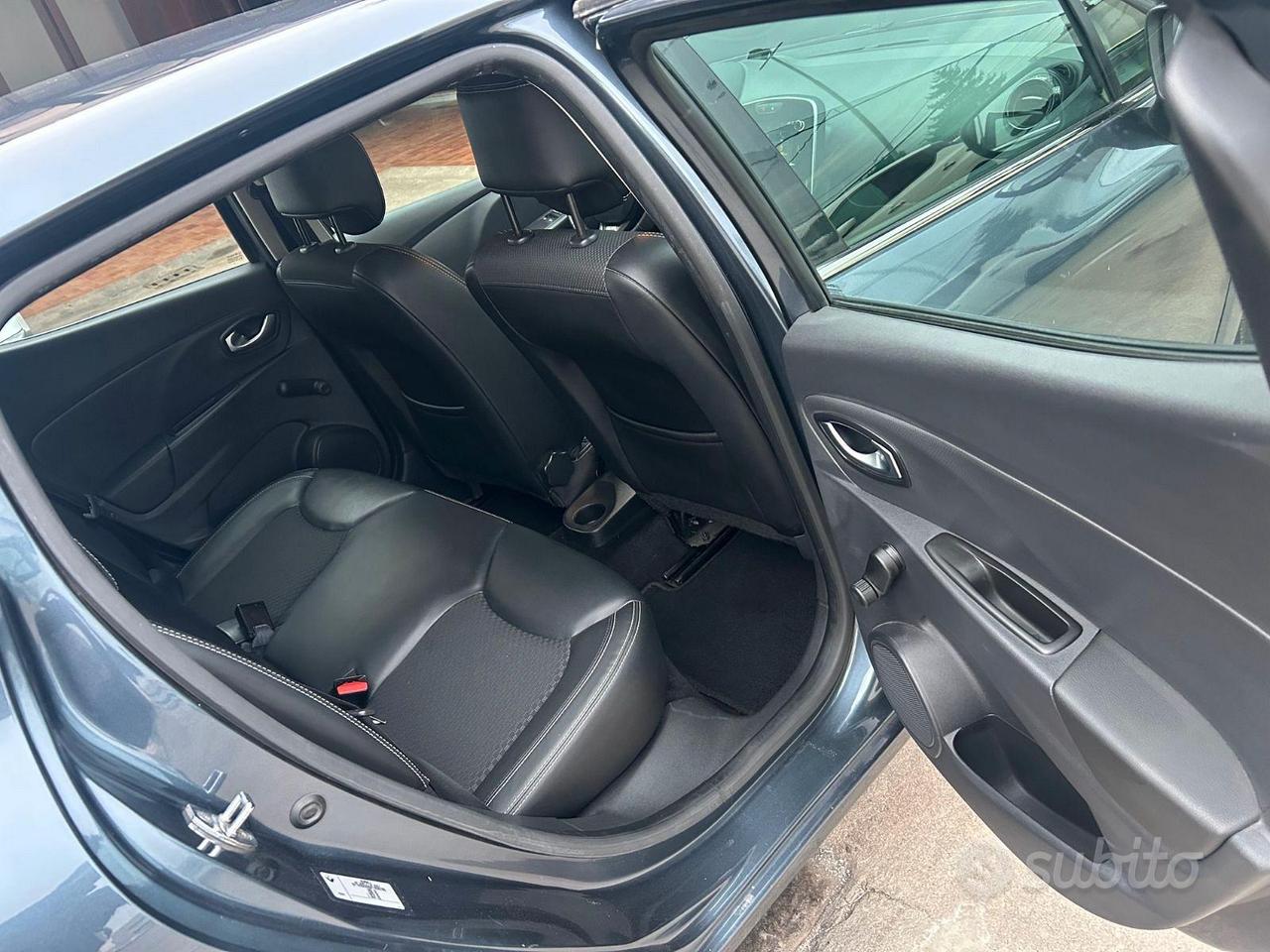 Renault Clio 1.5 dci 75cv Moschino Zen OK NEOP.