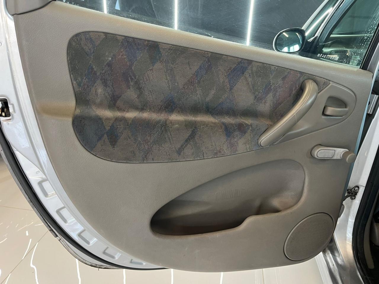 Citroen Xsara Picasso 1.6 Attraction GANCIO TRAINO
