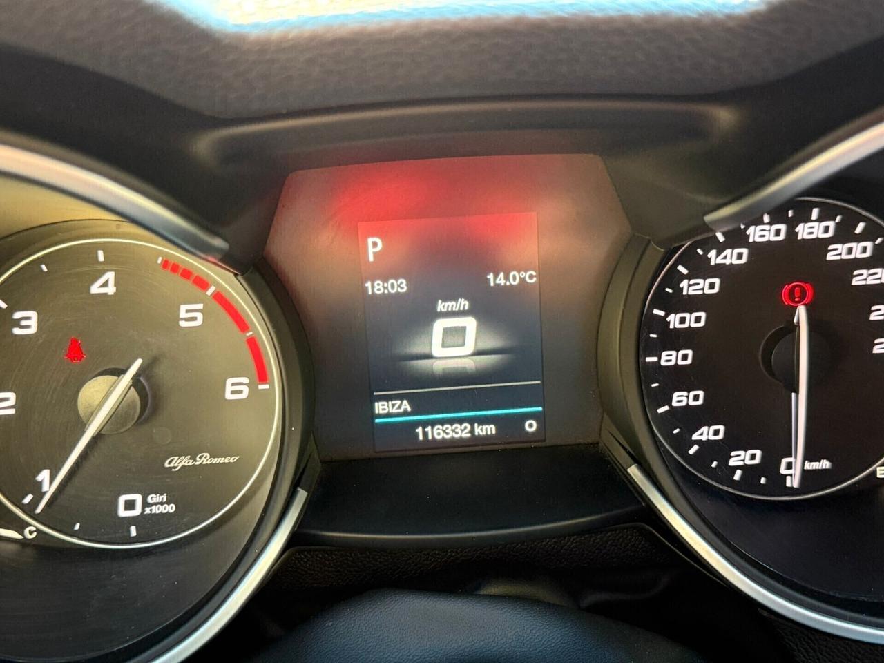 Alfa Romeo Stelvio 2.2 TD 180CV AT8 Q4 Business