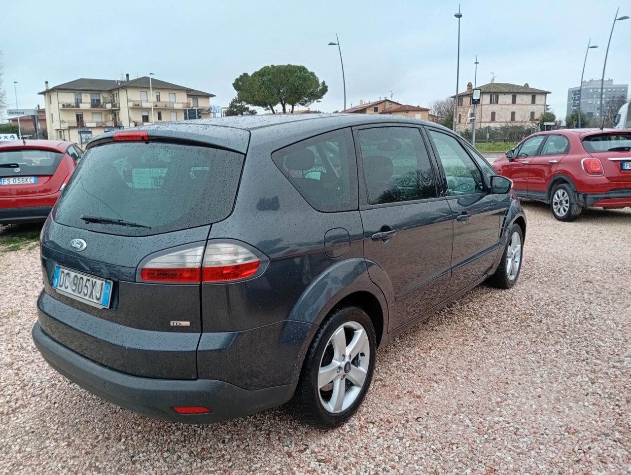 FORD S MAX 2006DS2.0 POSTI 7 KM 200 MILA