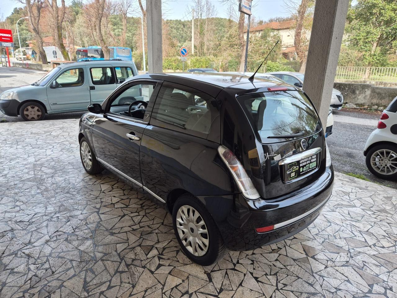 Lancia Ypsilon 1.4 Argento