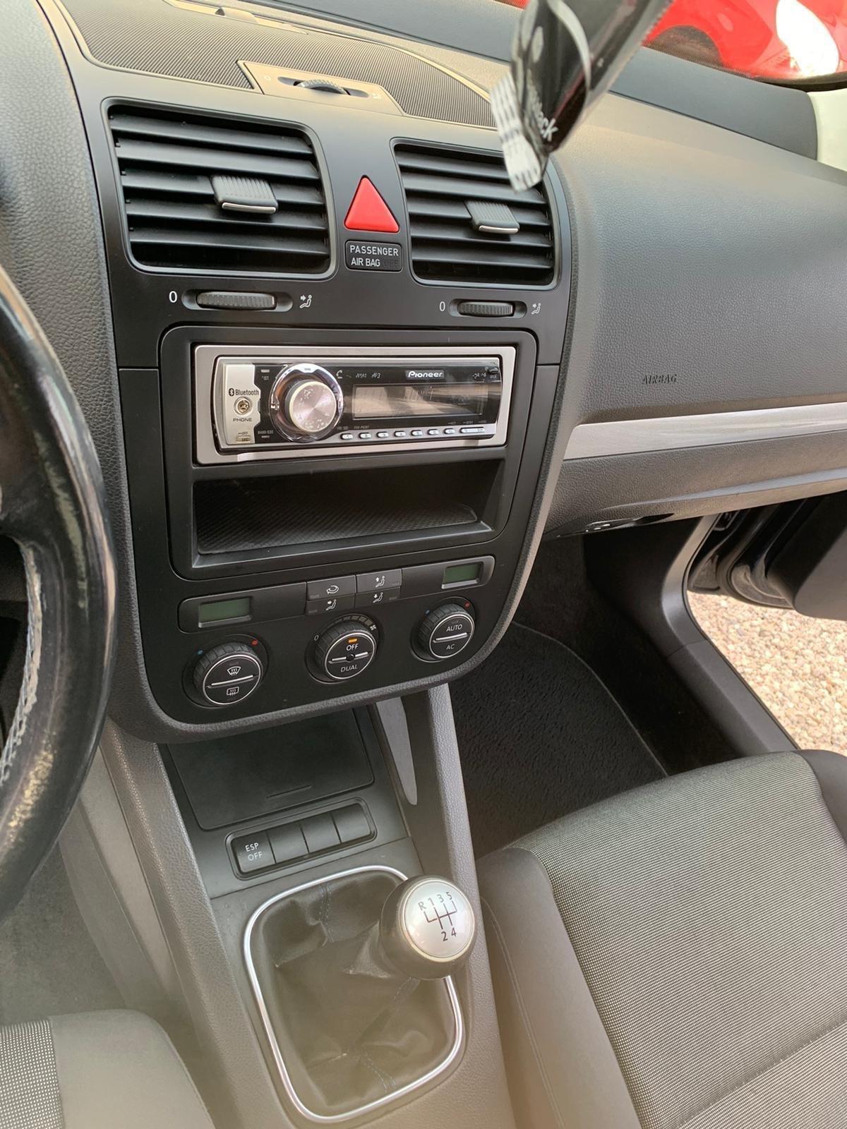 Volkswagen Golf 1.6 5p. Comfortline